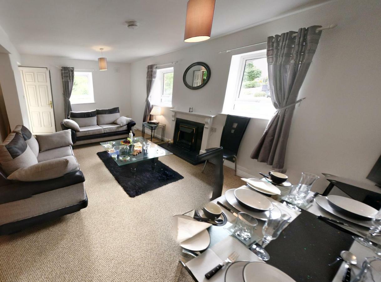 Riverview Luxury Short Stay Apartment Enniscorthy Bagian luar foto
