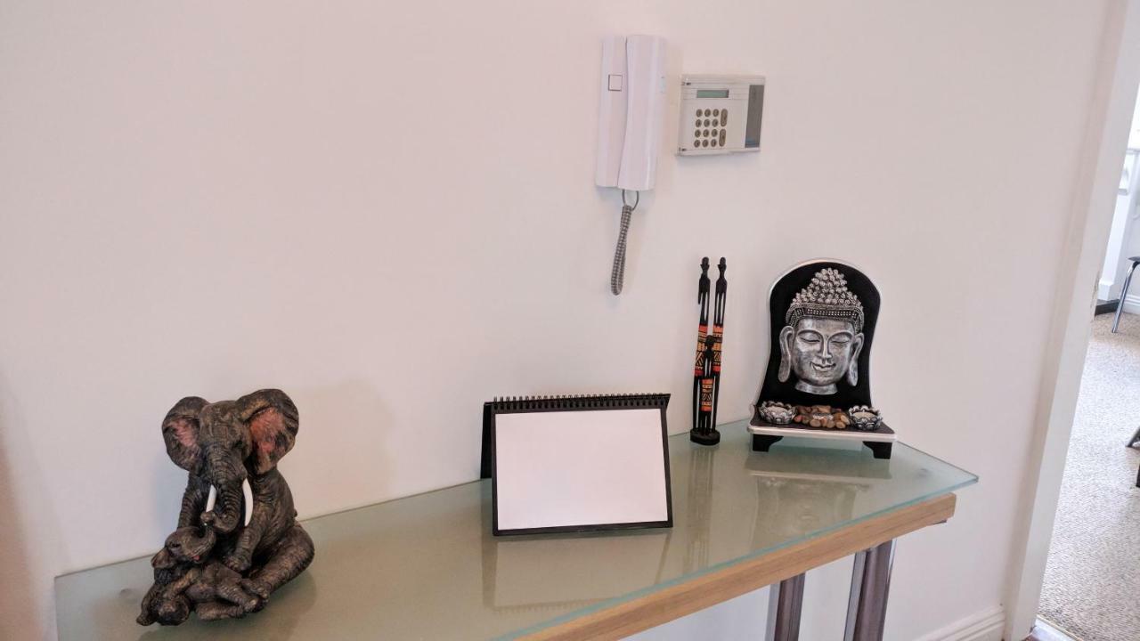 Riverview Luxury Short Stay Apartment Enniscorthy Bagian luar foto
