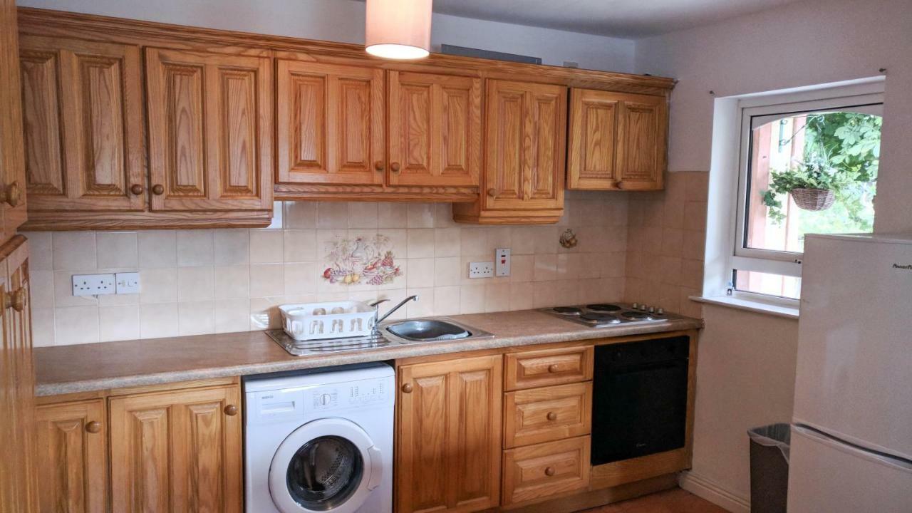 Riverview Luxury Short Stay Apartment Enniscorthy Bagian luar foto